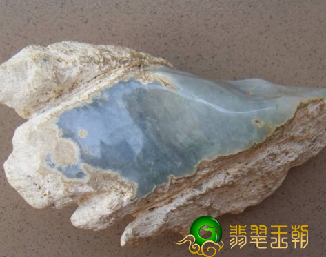 翡翠冰种翡翠翡翠原石的价格多少 翡翠冰种翡翠翡翠原石的价钱 