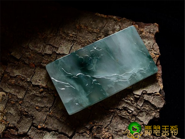 翡翠山水牌价格高吗?讲一讲山水牌蕴含的寓意! 第2张