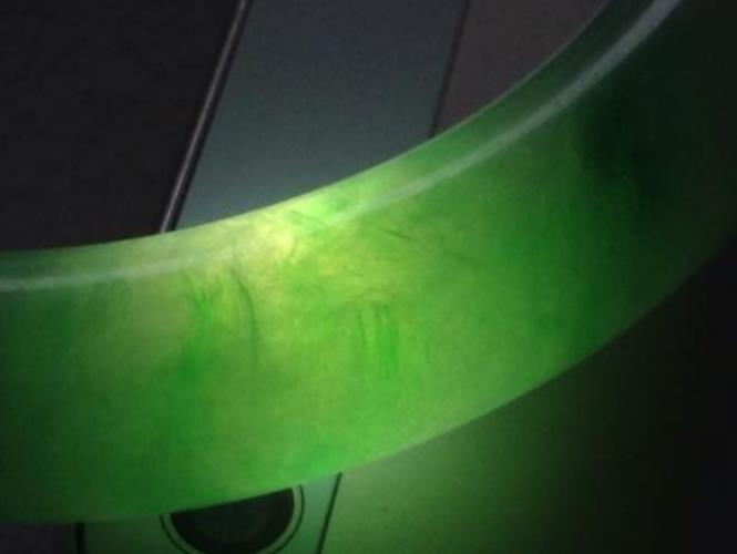 人眼如何辨别翡翠真假？   第3张