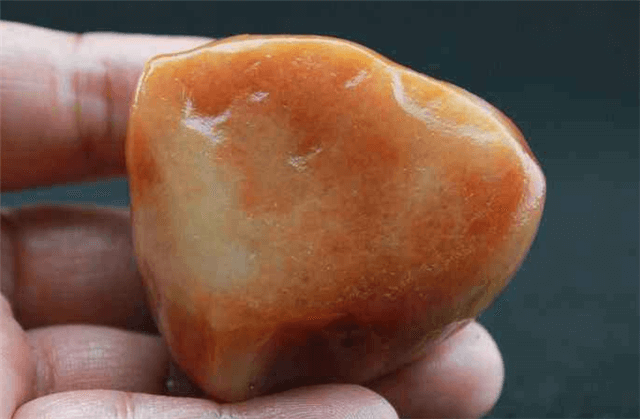 和田玉戈壁料非常少吗？为什么市场上有那么多戈壁料？   第1张