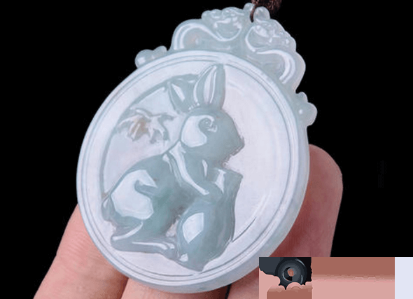 翡翠兔子的寓意怎么样？喜欢它的朋友千万别错过了！ 