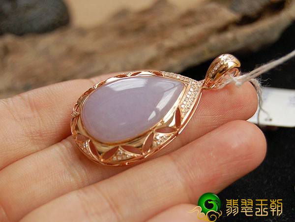 紫罗兰花翡翠的评定方式 ，紫罗兰花翡翠有价值吗？   第1张