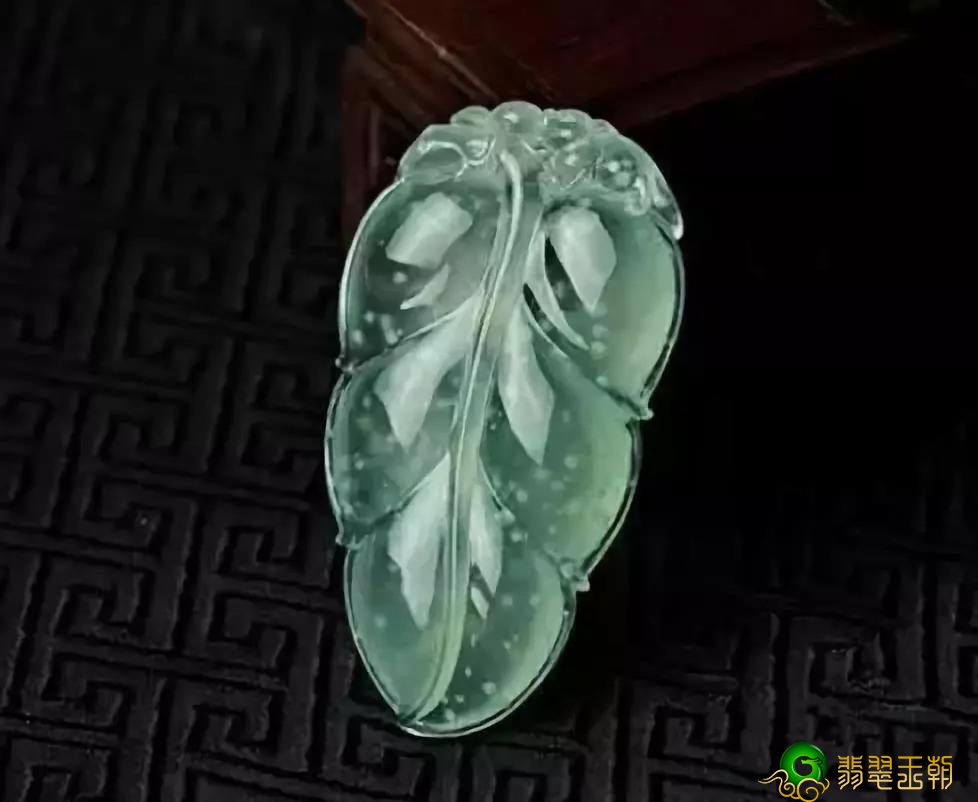 翡翠有几种颜色？翡翠颜色的品质怎么看？   第1张