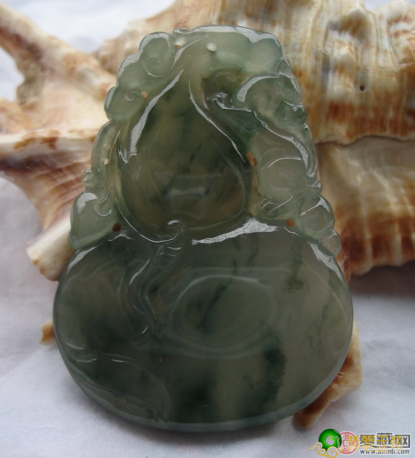 危害芙蓉种翡翠使用价值的要素有什么？ 