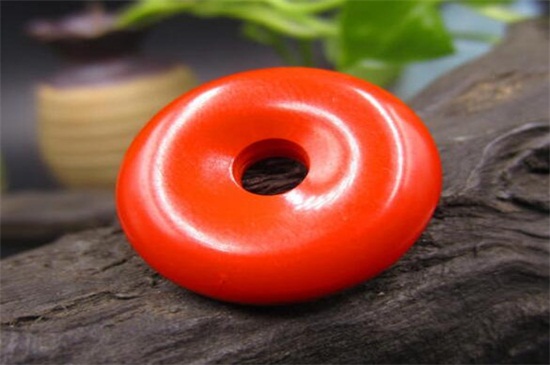 晚上睡觉要把平安扣拿掉吗   第3张