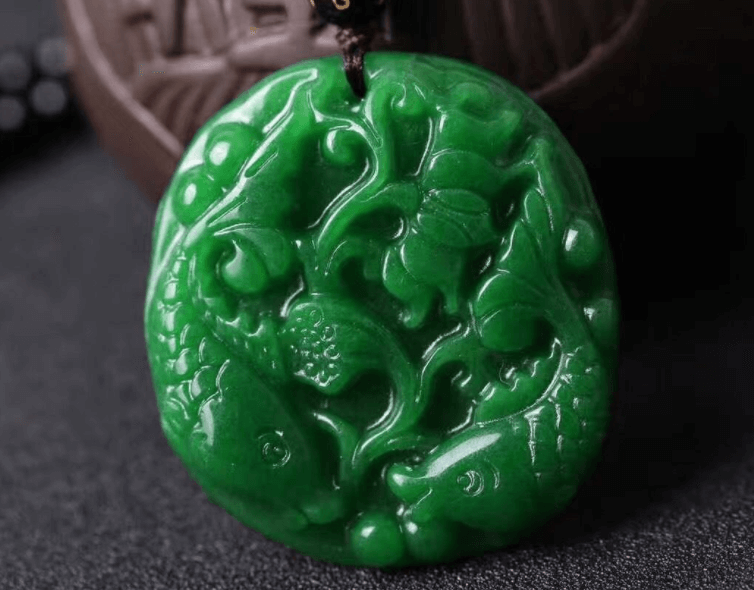 老翡翠价格高吗？牢记它是艺术品！   第3张