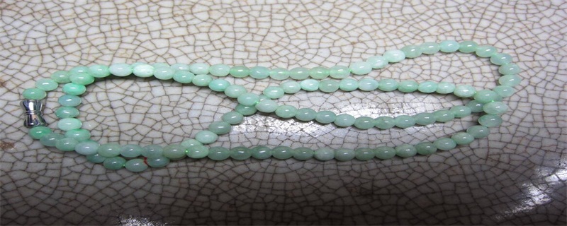 干青铁龙生翡翠啥意思   第1张