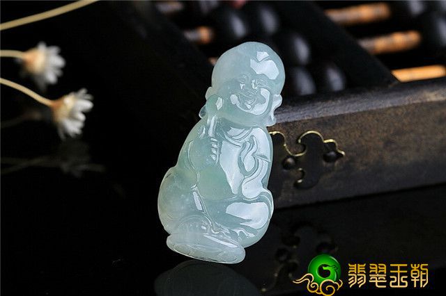 翡翠项链吊坠的喻意归纳，看一下你了解是多少！   第1张