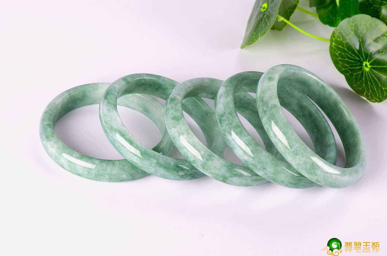 翡翠怎么保养才最好？翡翠为什么需要保养？   第1张