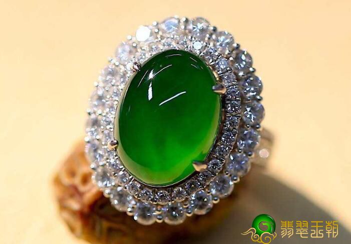 与翡翠蛋面相关的翡翠镶嵌饰品，你了解吗？   第2张