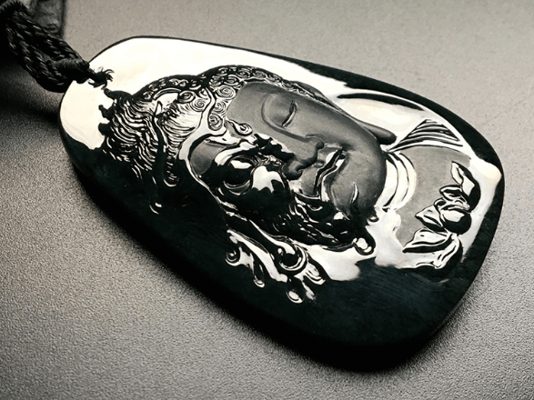 怎样区分墨翠和墨玉？教你几个简单易学的方法   第3张