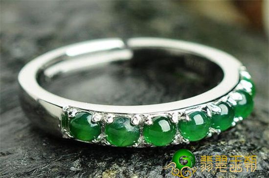 翡翠真的很容易碎吗?翡翠到底有多脆? 第2张