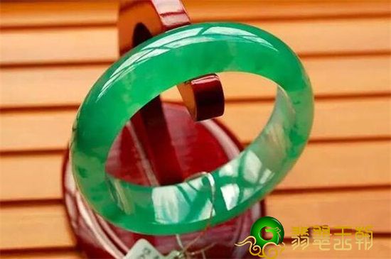 什么样的是好翡翠,具备这些特性的均为上品