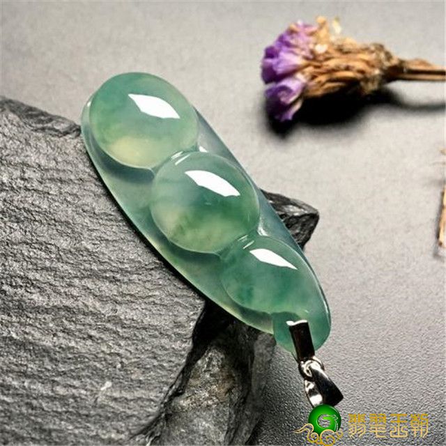 翡翠福豆价格高吗？本文一起来看看它的寓意！   第3张