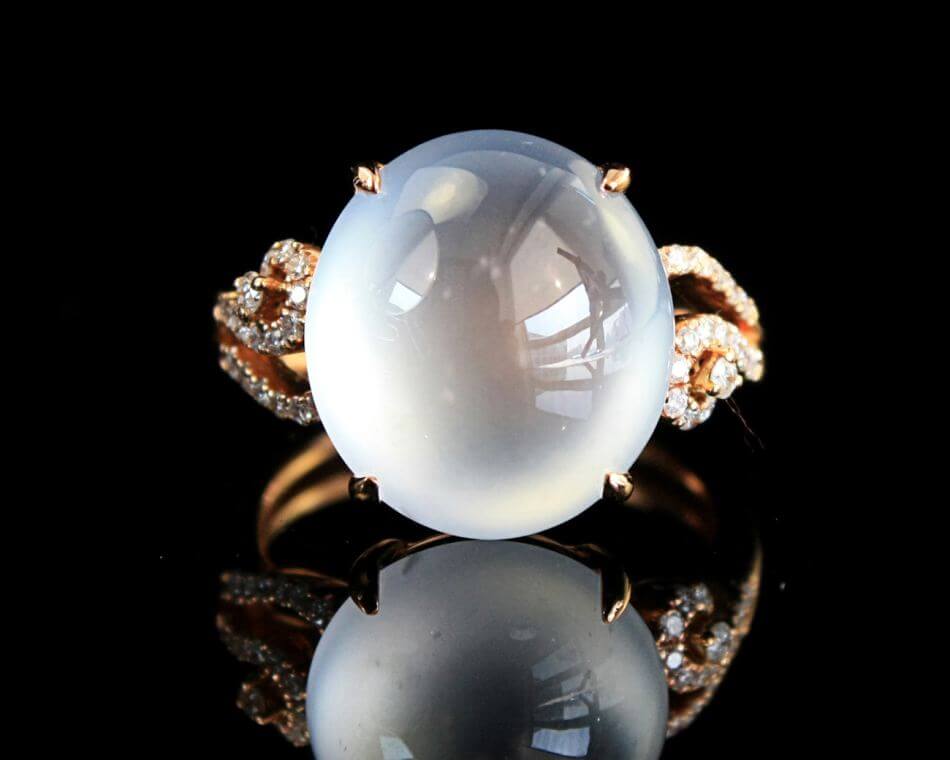 冰种翡翠价格到底有什么讲究？   第1张