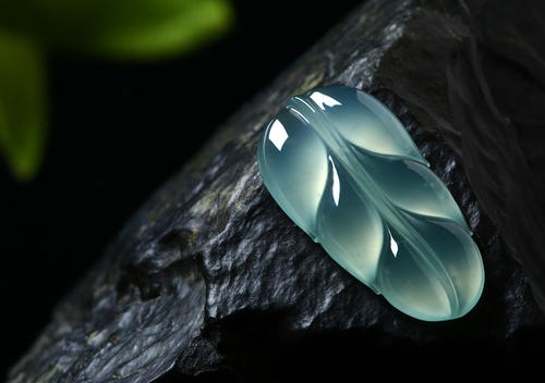 晴水翡翠有收藏价值吗?美玉值得每个人钟爱! 第3张