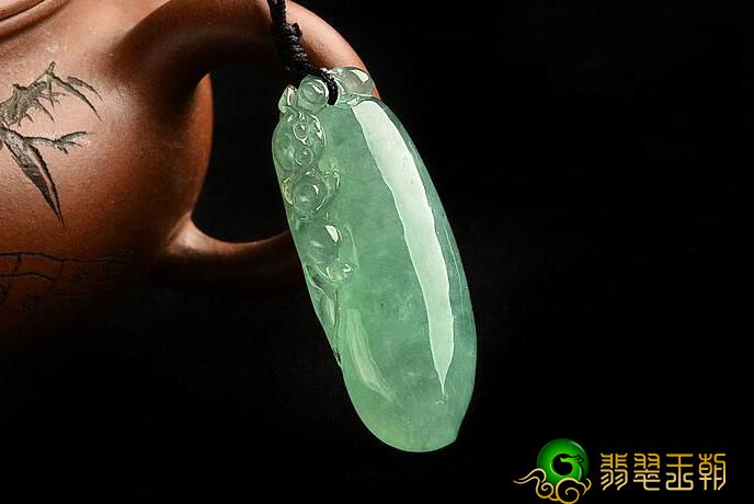 水种翡翠和翡翠冰种翡翠，他们中间有什么不同   第2张