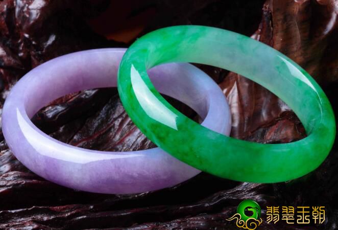 什么叫蝴蝶效应？你了解翡翠也是有蝴蝶效应吗？   第2张