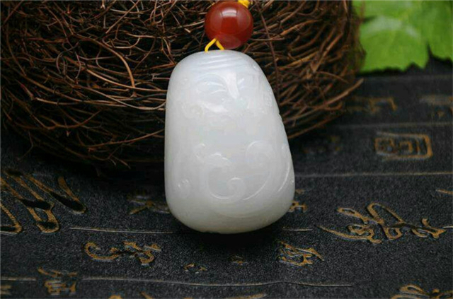 带你一探究竟,和田玉检测需要哪几个指标? 第4张