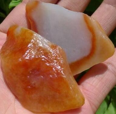 怎么样识别玉的真的假的 这方法效果不错 