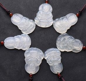 玉观音吊坠怎么看出真假 教你正确鉴别 