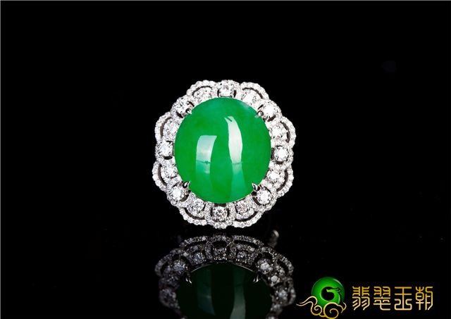 翡翠戒指嵌入样式有几种?何不看一看本文！   第3张