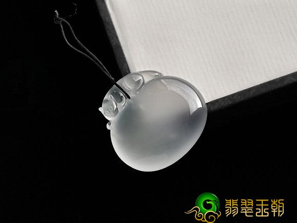 有关没有颜色玻璃种翡翠的价值观念   第2张