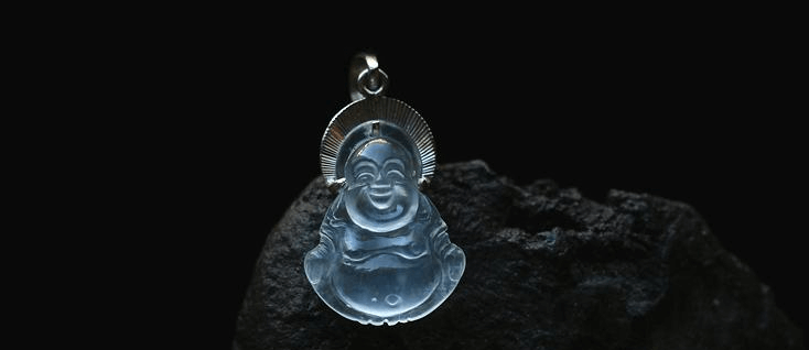 知道怎么估算翡翠挂坠的价格吗？现在才知道还不晚！   第3张