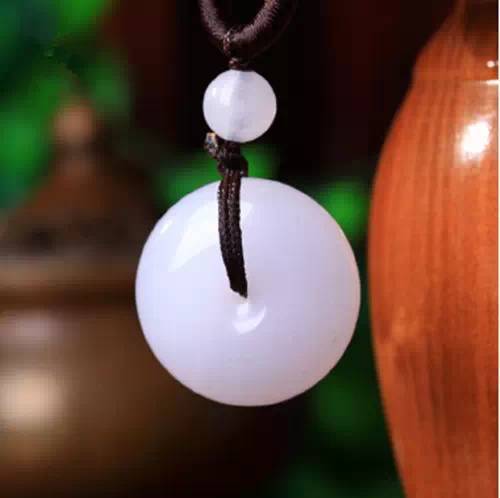 玉器饰品该怎么保养？保养玉器饰品方法有哪些   第2张