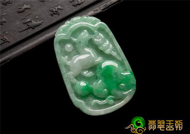 玉和翡翠哪家好？看了再也不担心！   第3张