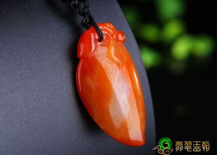 顶尖翡翠的六种质量，这种质量对翡翠的危害是非常大的   第2张