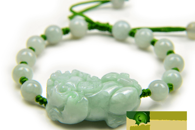 很多人都钟爱翡翠貔恘,戴貔貅手链有什么重视?   第1张