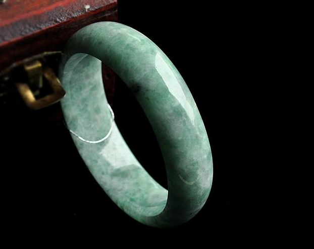 翡翠等级与价格，这些你都知道吗？   第1张