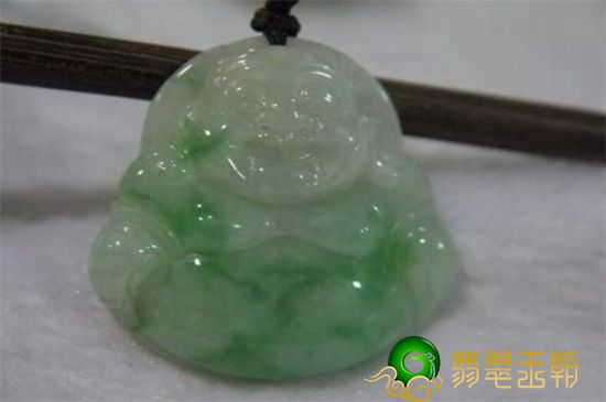 翡翠起刚什么意思?翡翠刚性是指什么 第2张