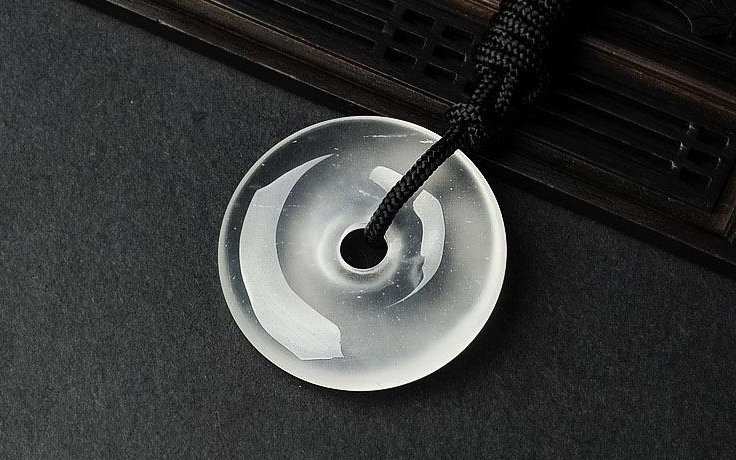  翡翠和水沫子的不同你知道吗？教你轻松来辨别！   第3张