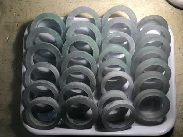 什么是镀膜翡翠？有什么简单又快捷的鉴别方法吗？   第1张