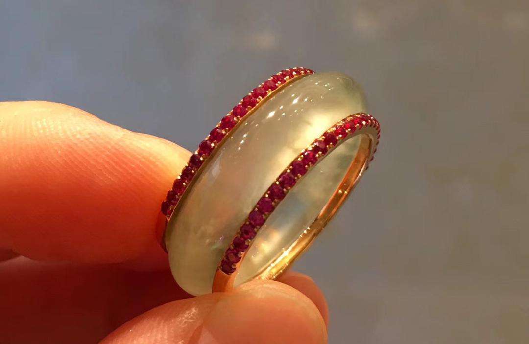 如何看翡翠手雕的优劣？你得从这好多个层面着手！   第3张