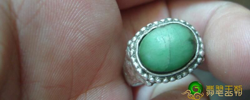 翡翠带有辐射吗？玉翡翠佩戴有没有辐射？   第1张