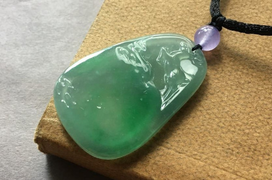 翡翠鹿牌什么寓意 翡翠鹿牌适合什么人戴？   第3张