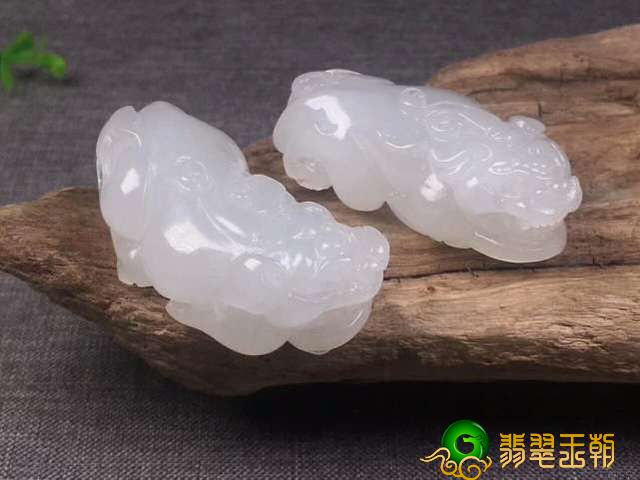 视频在线直播卖翡翠可靠吗，有哪些技巧能购到好翡翠   第1张