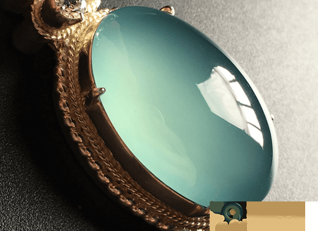 晴水翡翠啥意思？有关晴水和水蓝的差别大家有话好说   第3张