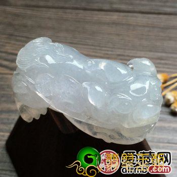 翡翠貔貅吊坠必须开关吗？你务必了解的翡翠貔貅佩戴常见问题   第1张