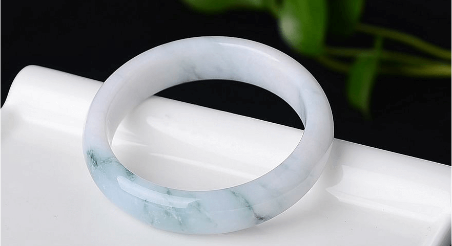 冰糯飘蓝花手镯价格贵不贵？看完文章你就知道了！   第3张