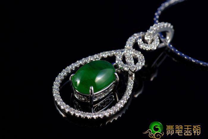 翡翠分好多个等级，你买的翡翠等级高吗？   第2张