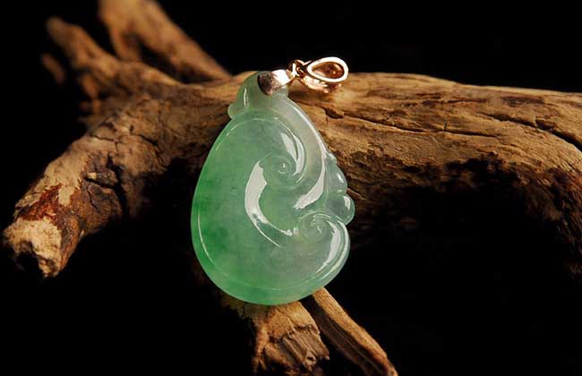 玉与翡翠的区别是什么？如何挑选优质玉石   第2张