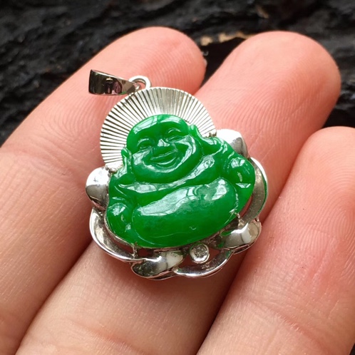 翡翠小挂件吉祥如意的喻意是啥？如何保养？   第2张