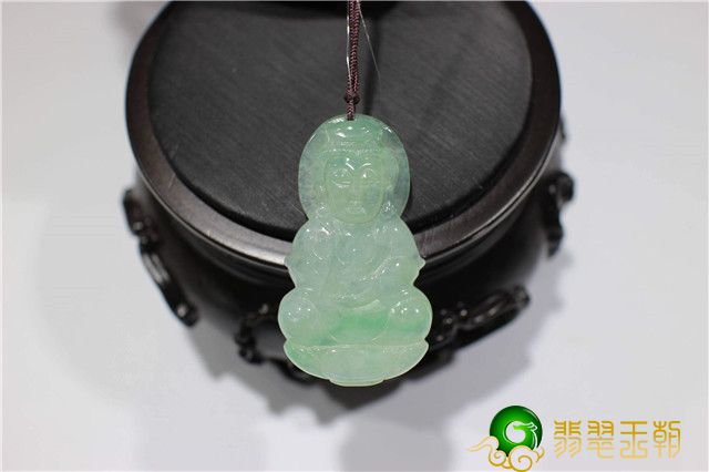翡翠观音厚5mm能买吗？它的寓意有很多！   第3张