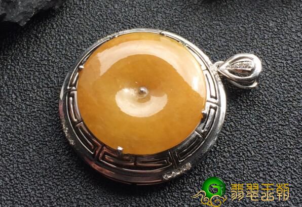 翡翠才算是真实的“彩虹石”！七大色调，总会有一款美到你   第3张