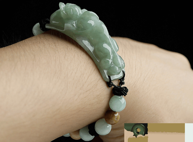 很多人都偏爱翡翠貔恘,戴貔貅手链有哪些高度重视?   第3张
