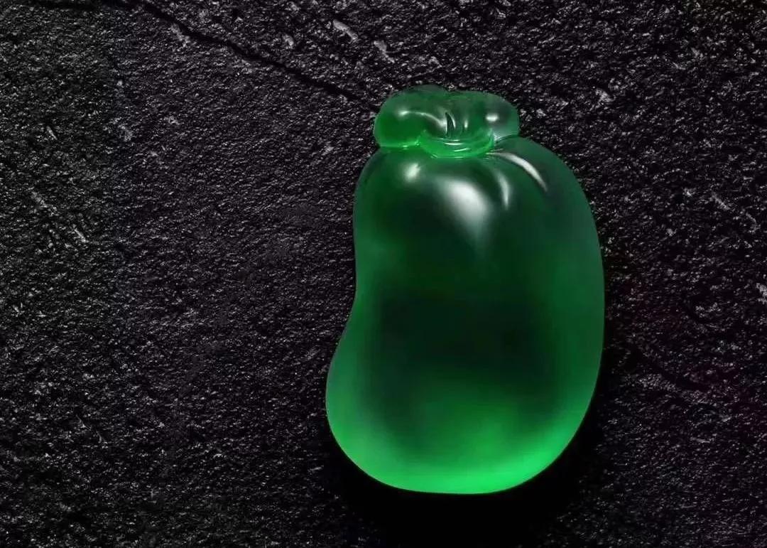 翡翠有多漂亮，看他们就知道   第2张